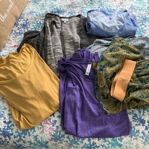 Lot of LuLa Roe clothes. Excellent condition